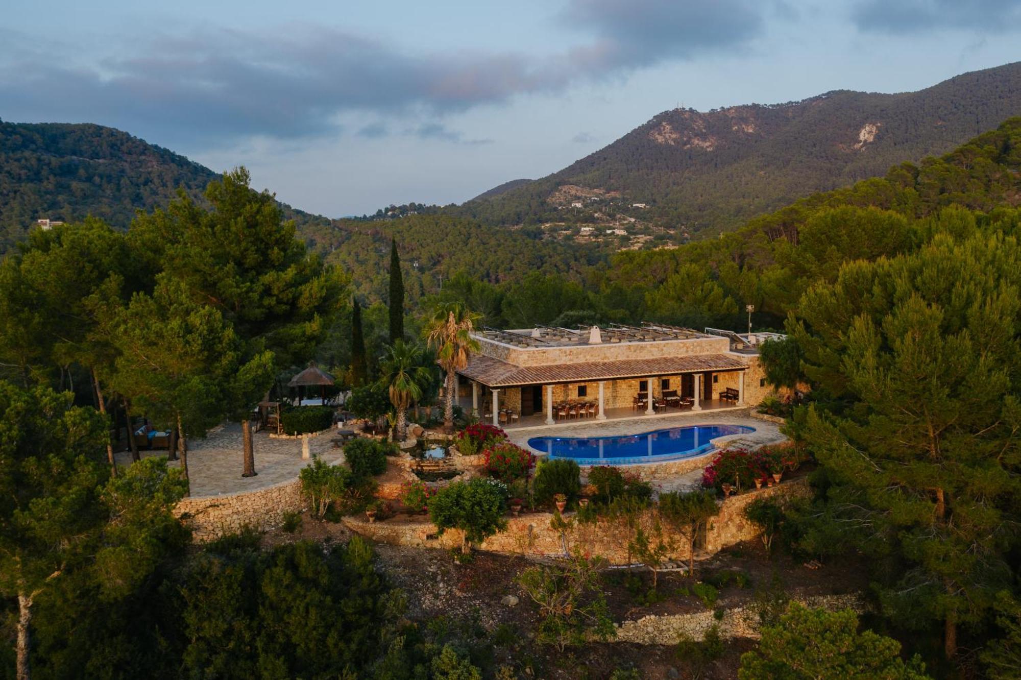 Bed and Breakfast Paissa d'en Bernat à Cala Tarida  Extérieur photo