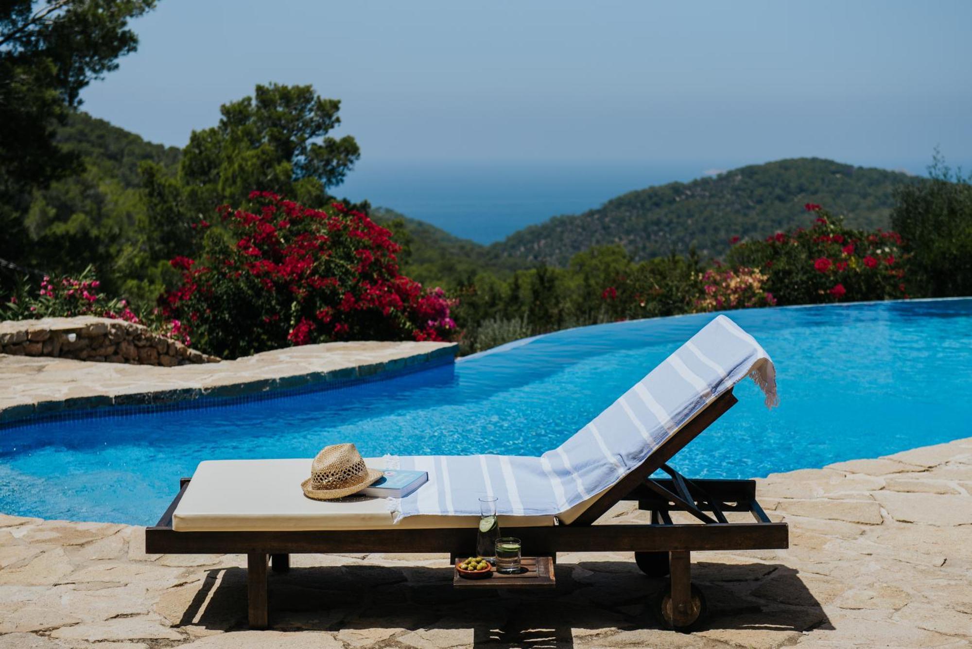 Bed and Breakfast Paissa d'en Bernat à Cala Tarida  Extérieur photo