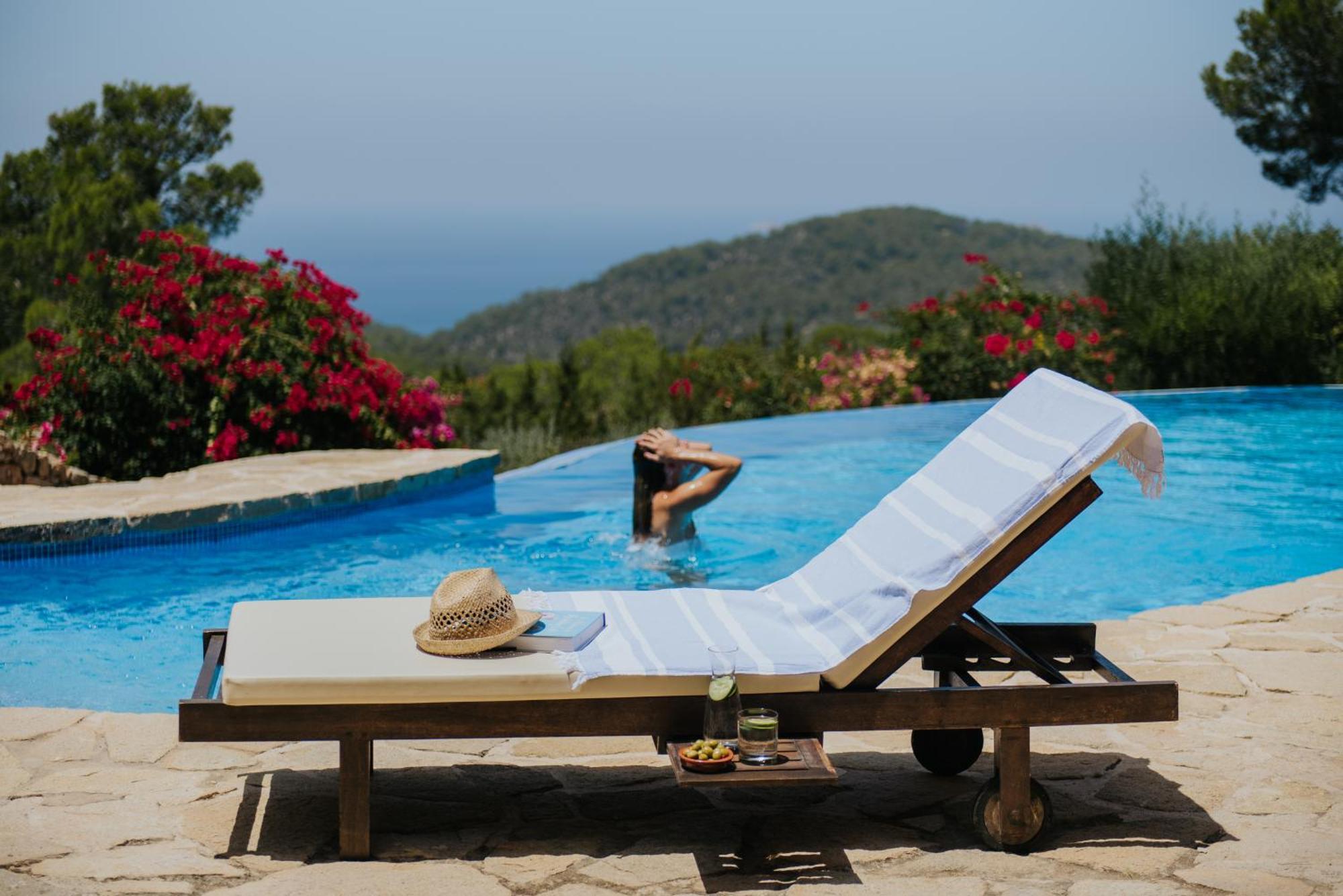 Bed and Breakfast Paissa d'en Bernat à Cala Tarida  Extérieur photo