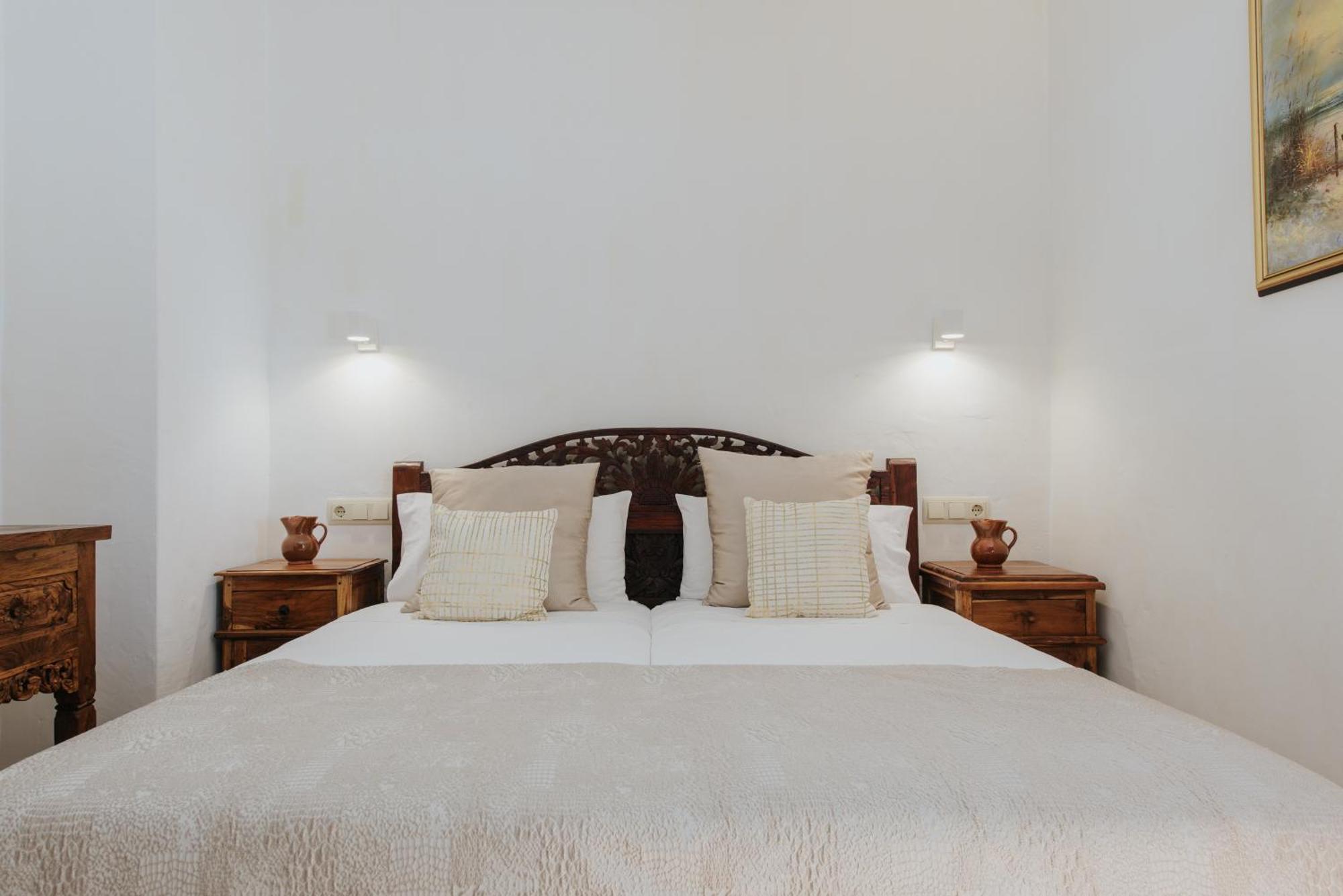 Bed and Breakfast Paissa d'en Bernat à Cala Tarida  Extérieur photo