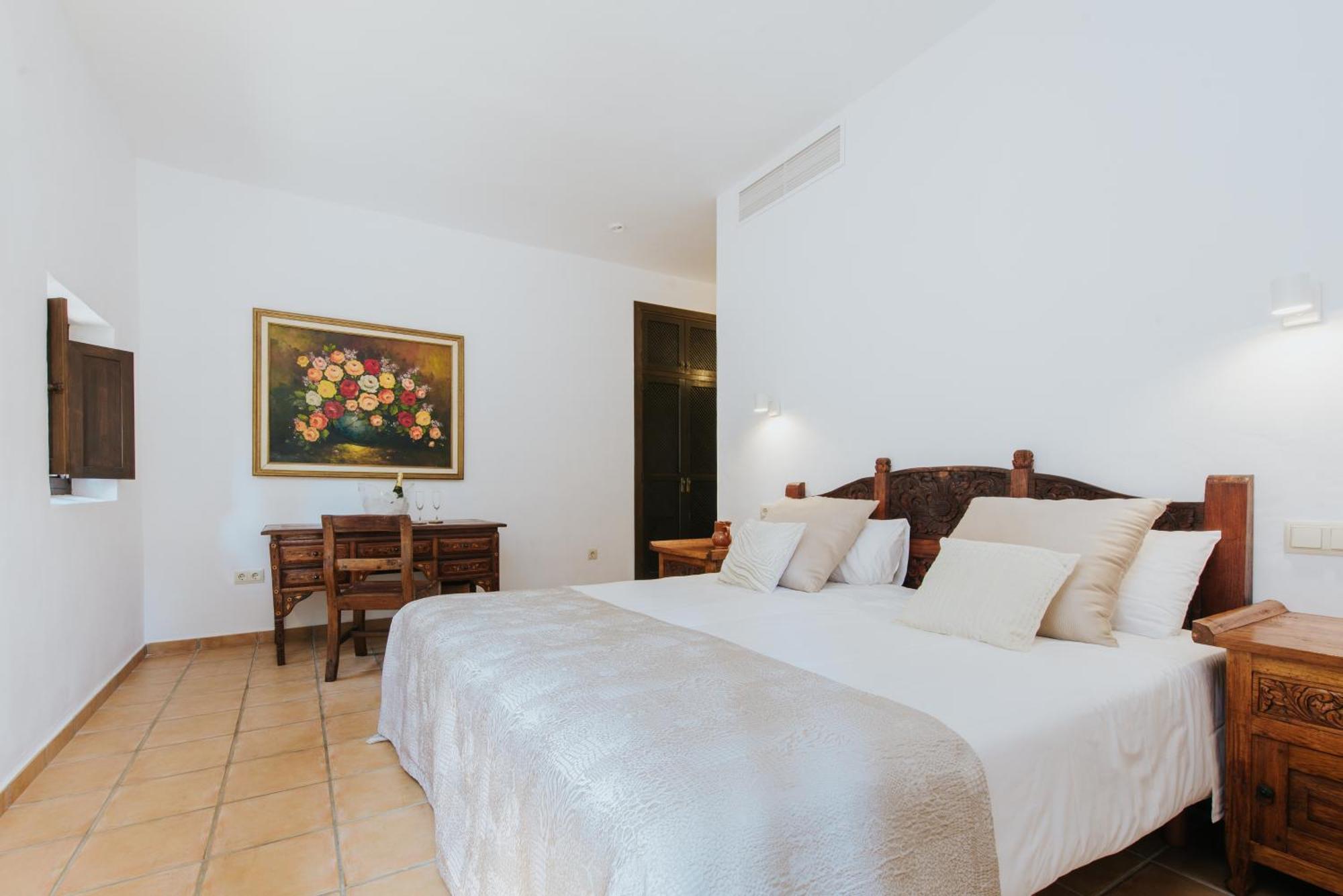 Bed and Breakfast Paissa d'en Bernat à Cala Tarida  Extérieur photo